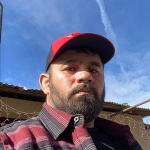 Meet your Posher, Tomas